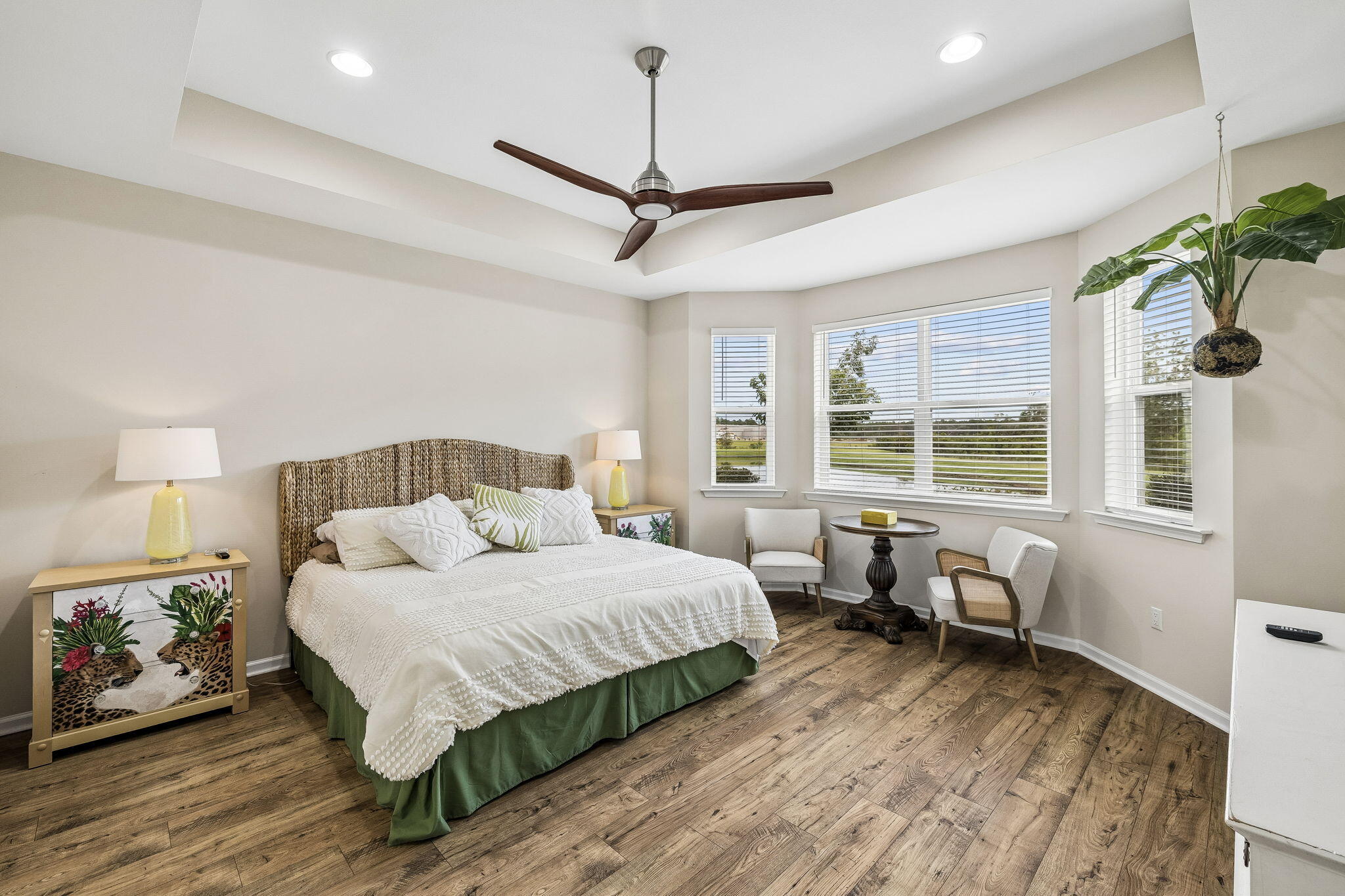 8439 Coral Reef Way