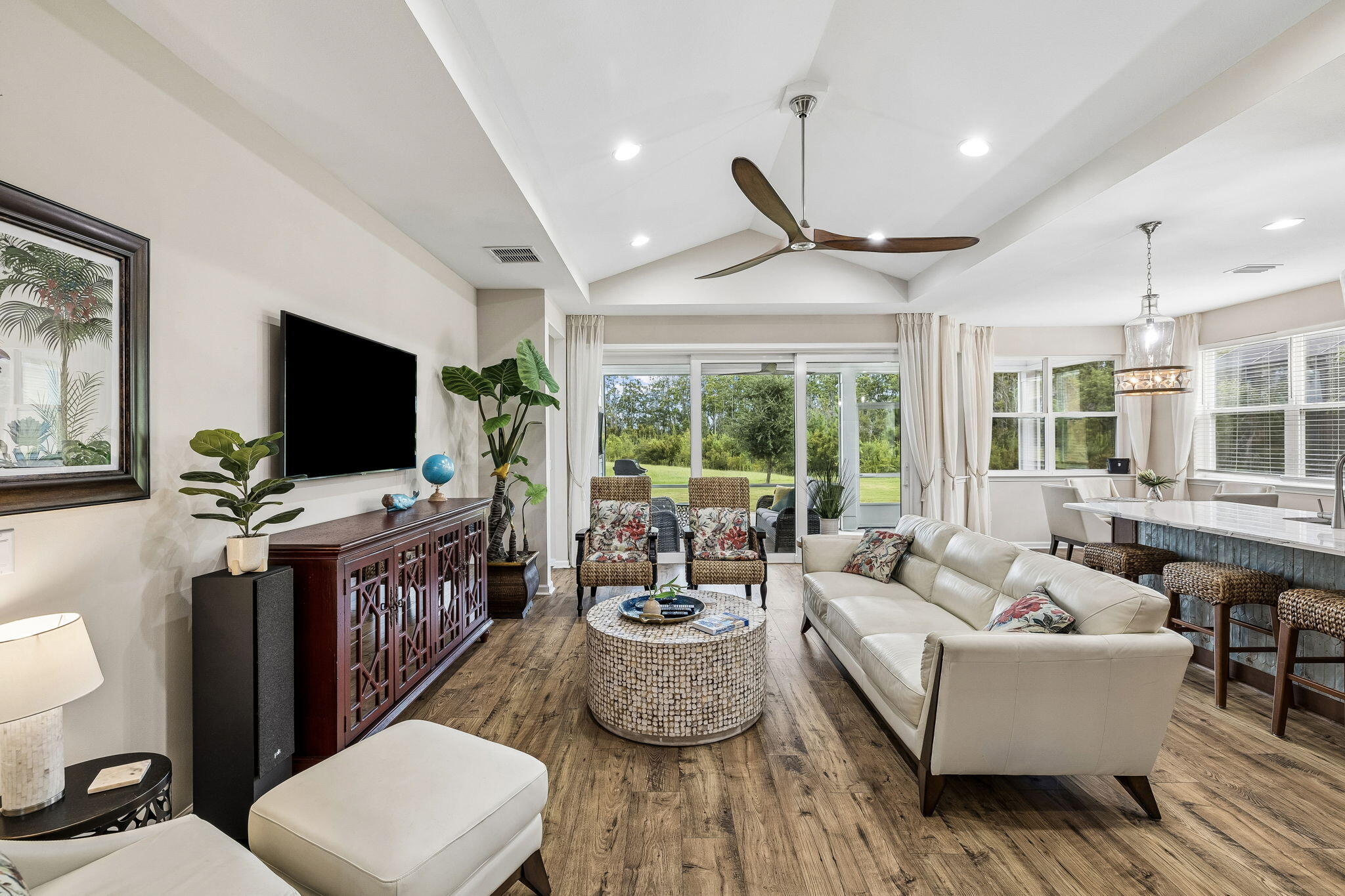 8439 Coral Reef Way