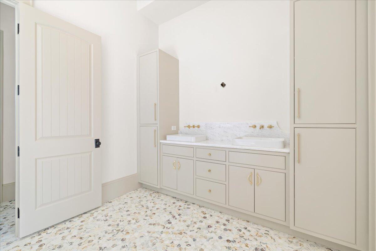 92 Quail Hollow Court