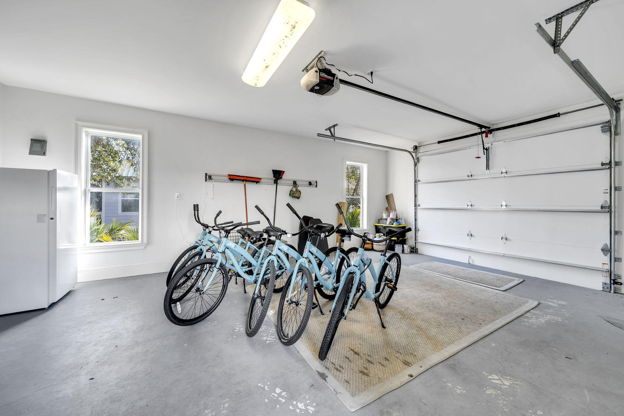 334 Seabreeze Boulevard