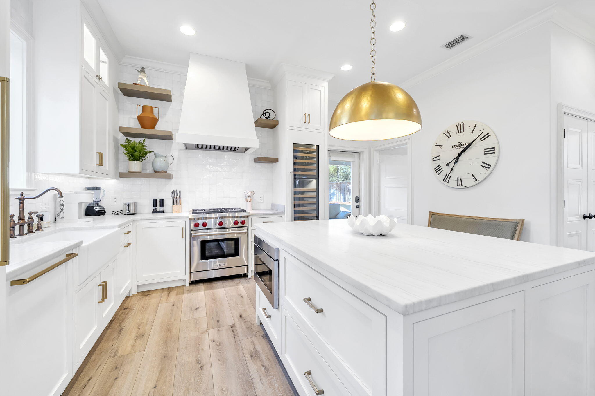 334 Seabreeze Boulevard