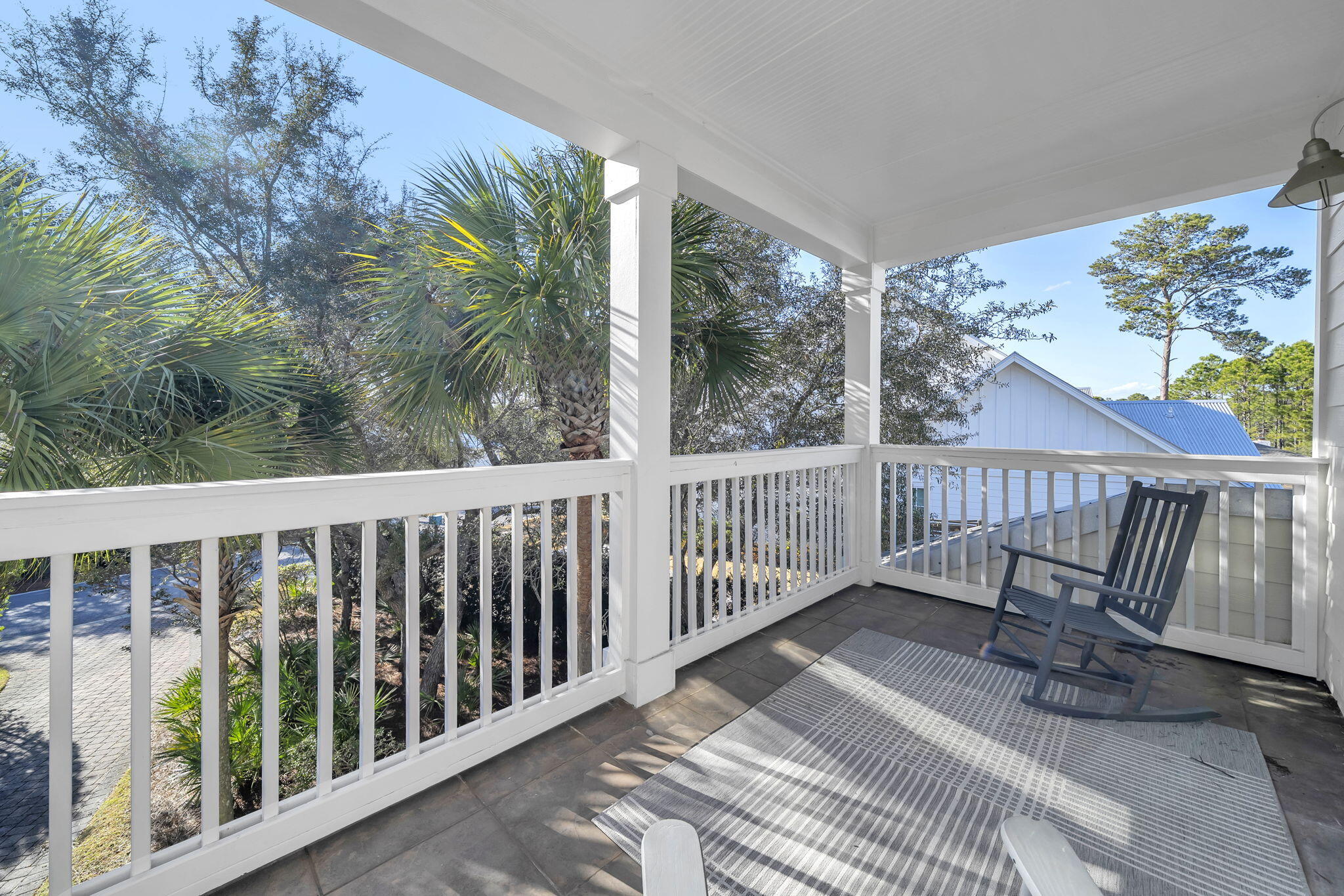 334 Seabreeze Boulevard