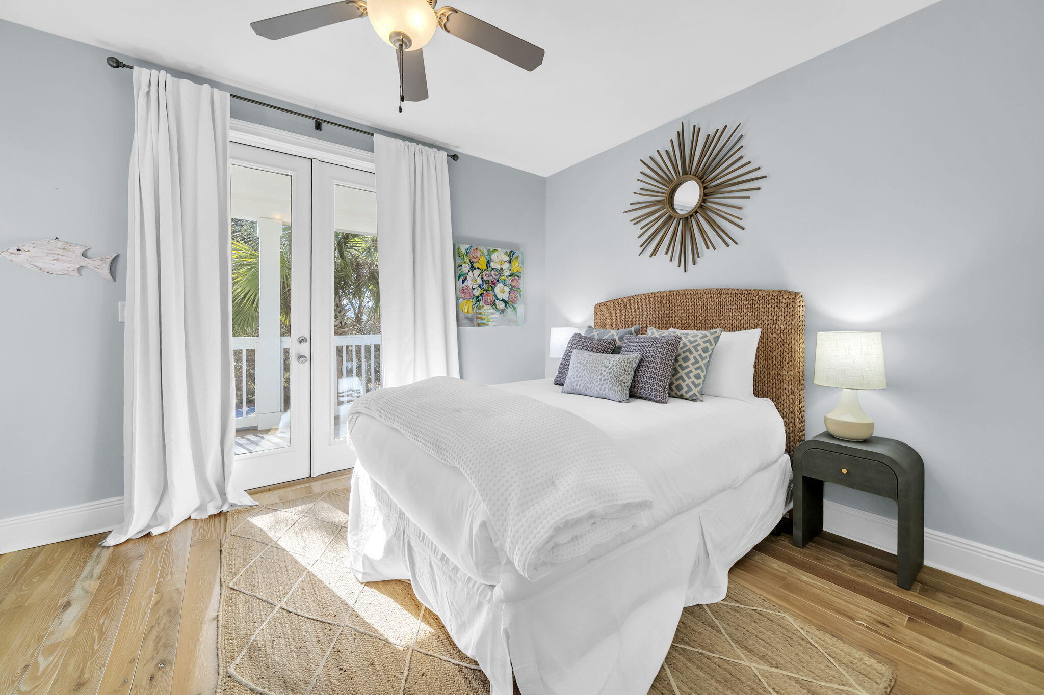 334 Seabreeze Boulevard