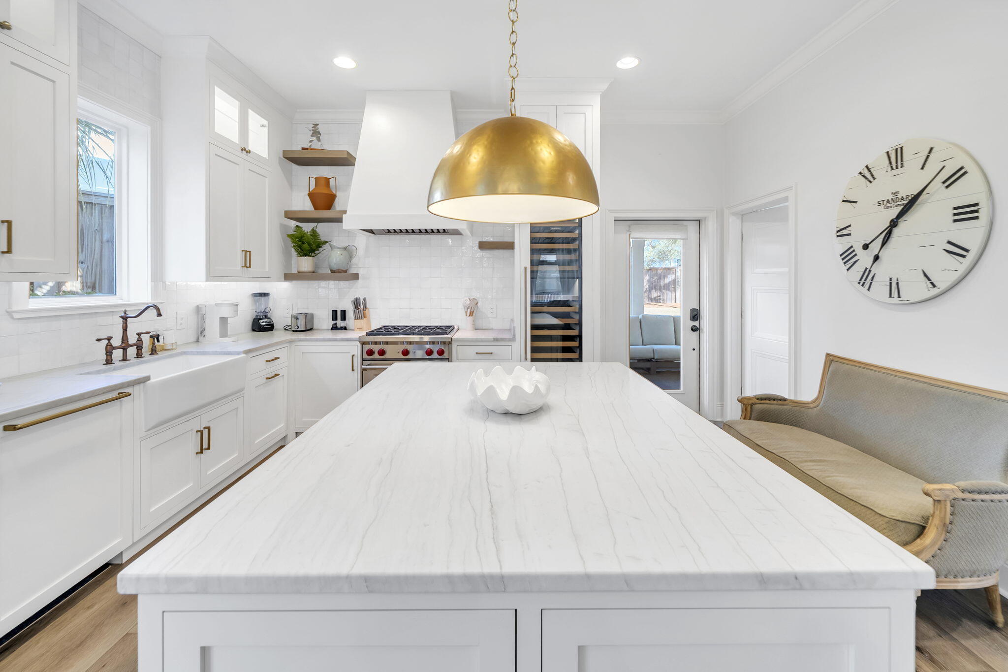 334 Seabreeze Boulevard