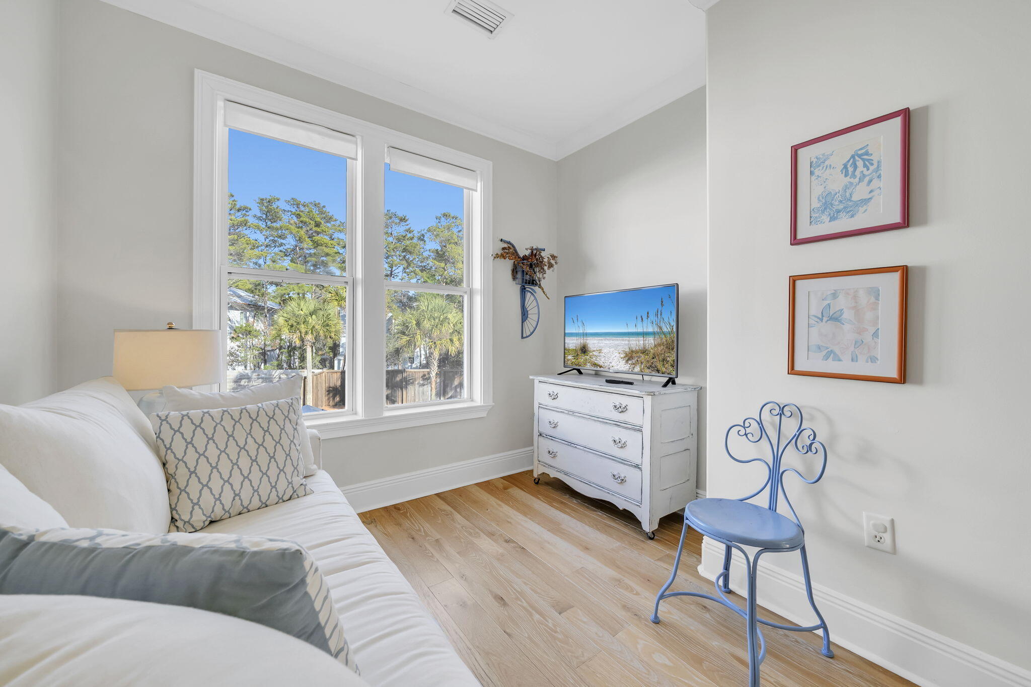 334 Seabreeze Boulevard