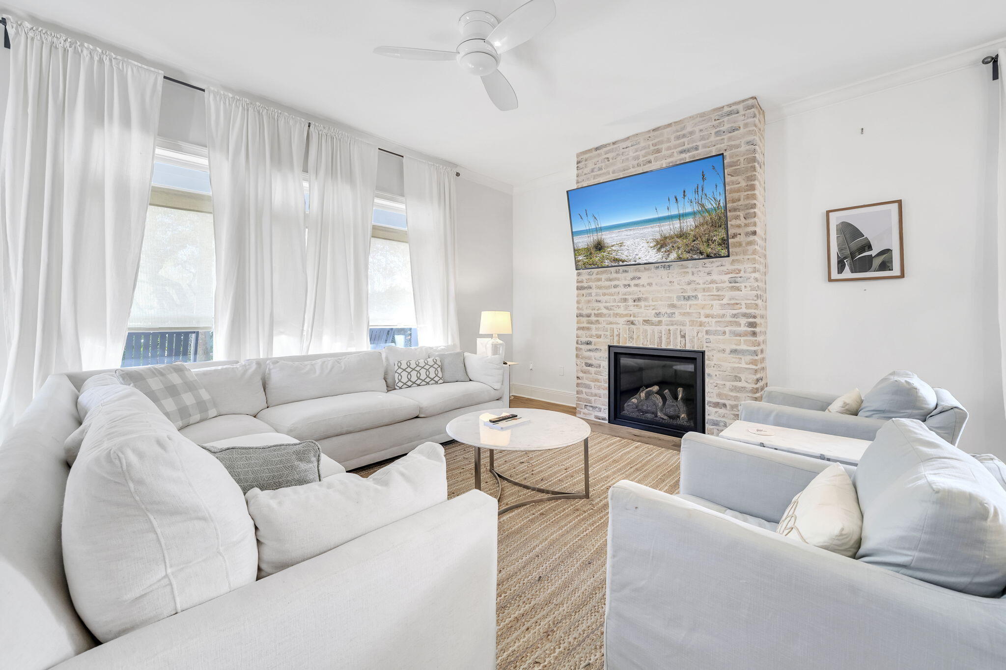 334 Seabreeze Boulevard