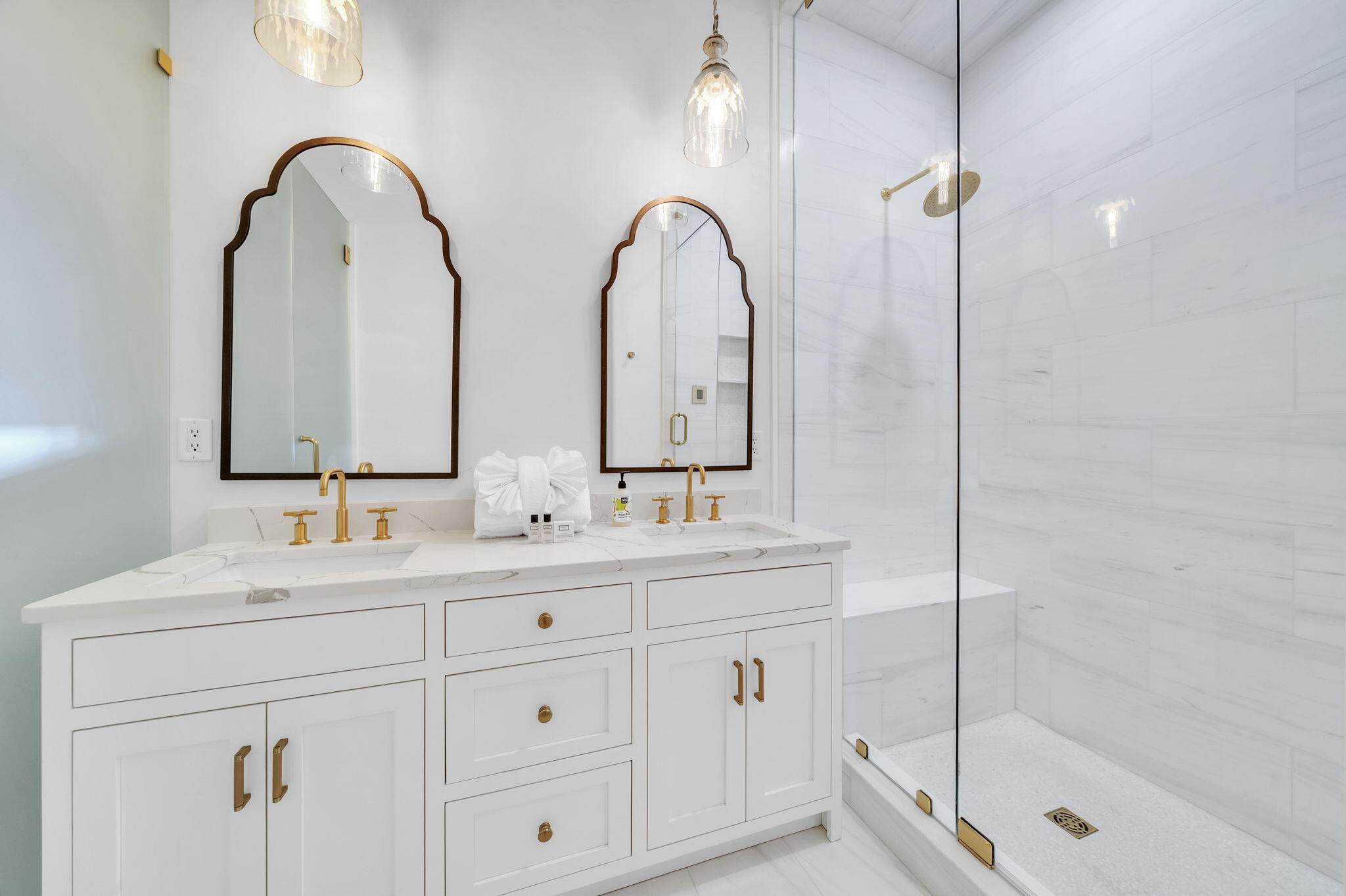 334 Seabreeze Boulevard