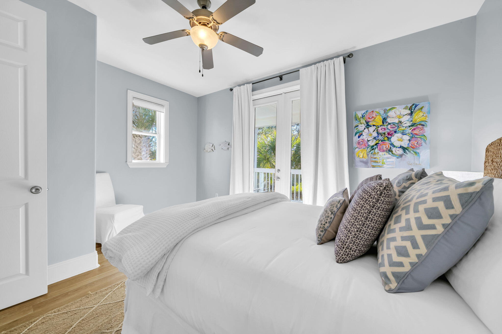 334 Seabreeze Boulevard