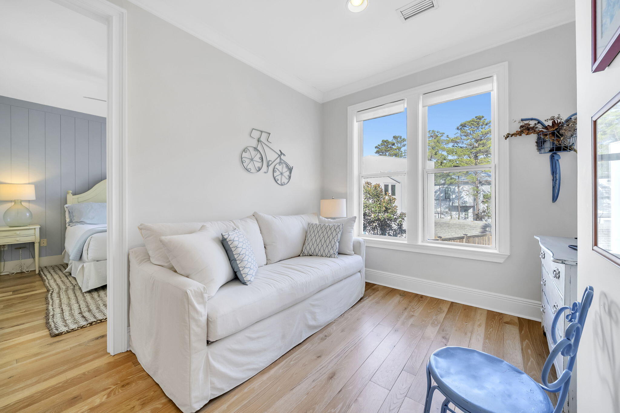 334 Seabreeze Boulevard