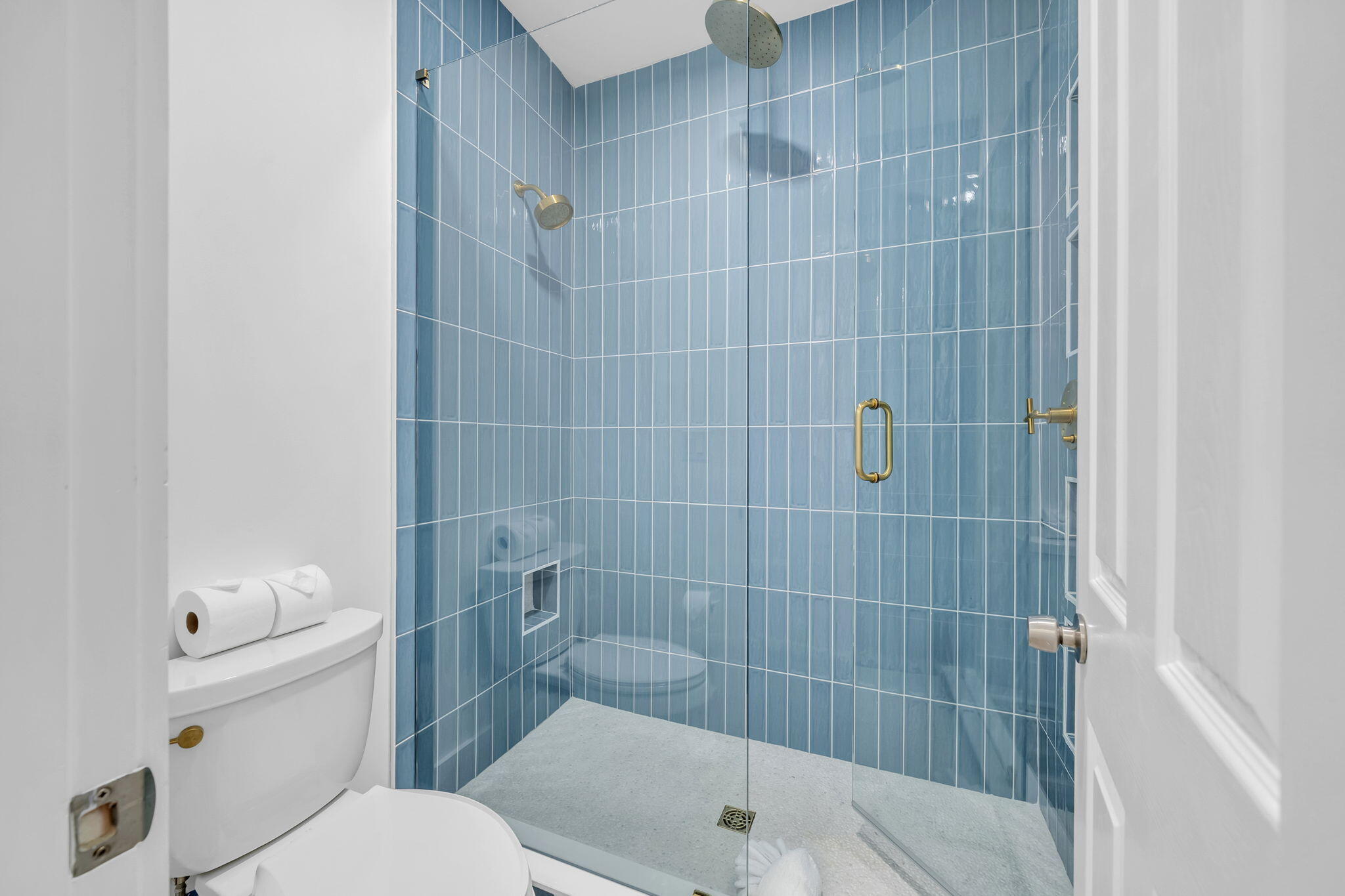 334 Seabreeze Boulevard