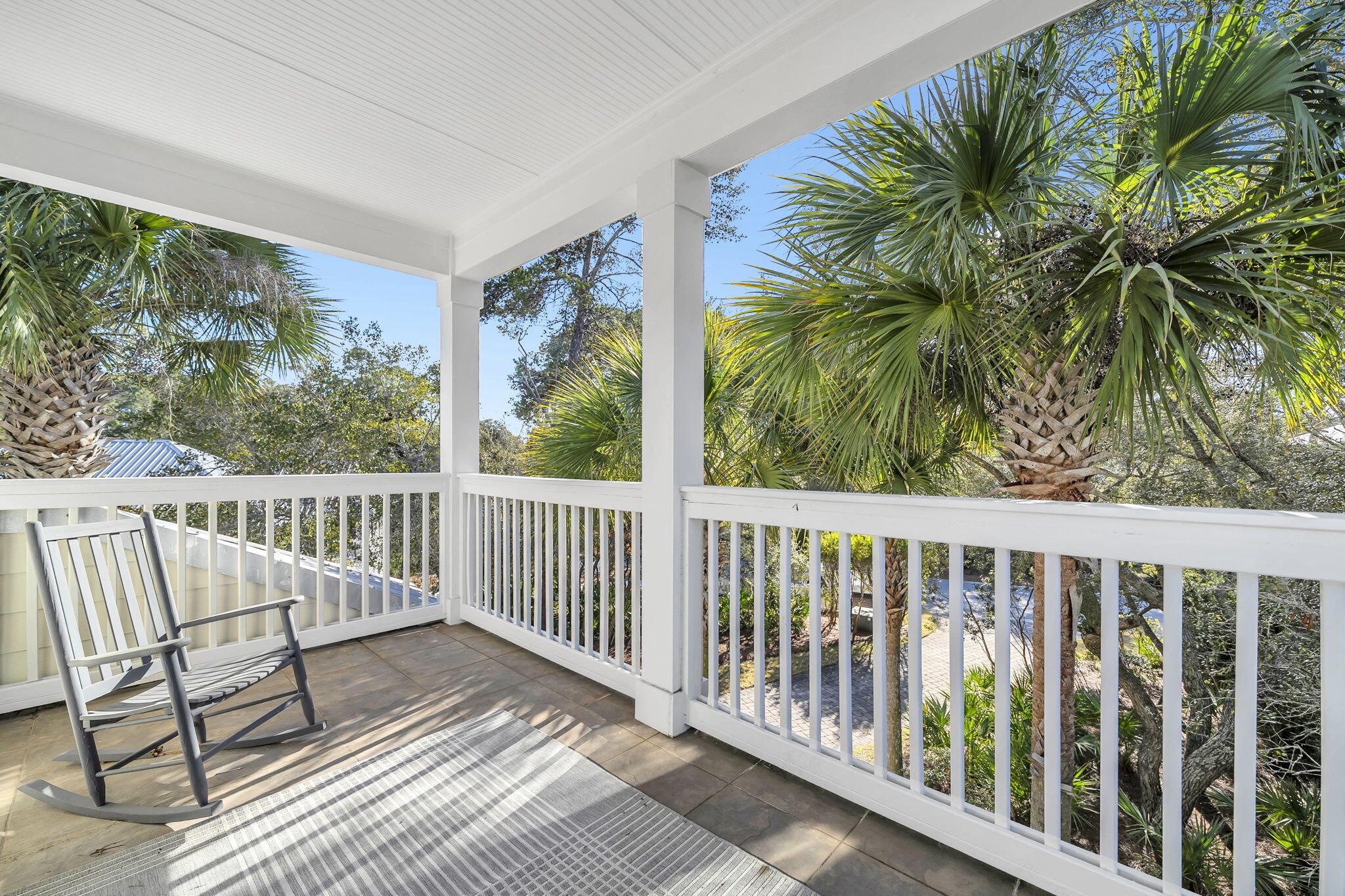 334 Seabreeze Boulevard