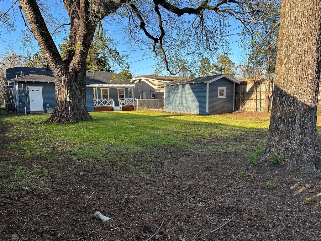 2036 NW 18th Street
