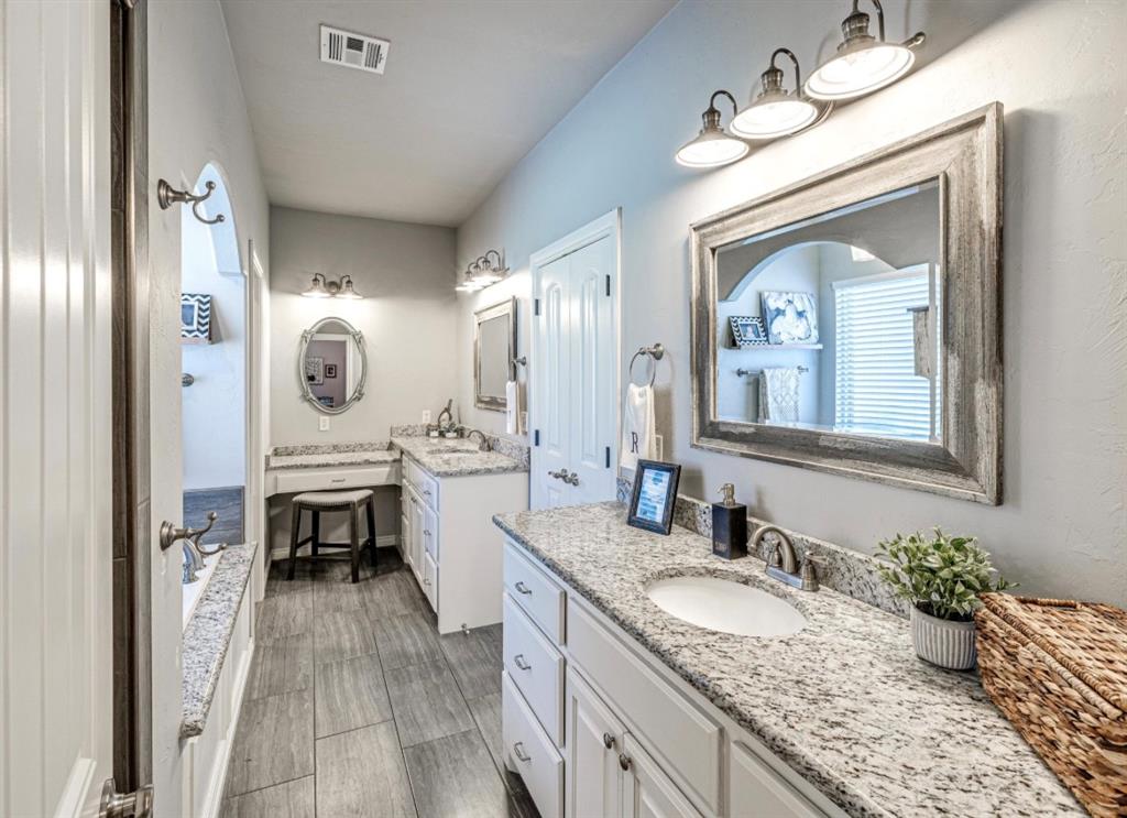 43686 Hunters Hill Drive