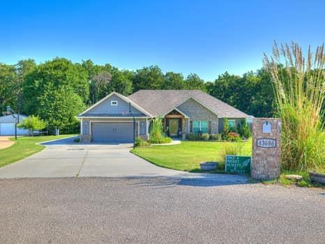 43686 Hunters Hill Drive
