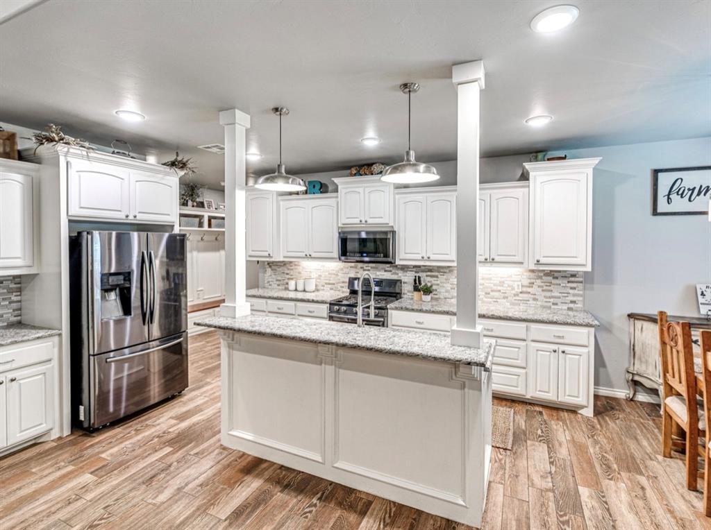 43686 Hunters Hill Drive