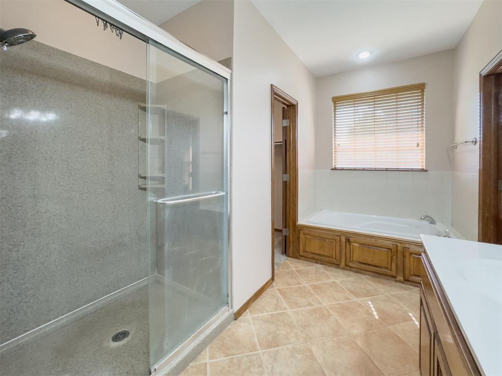 301 N Emerald Way