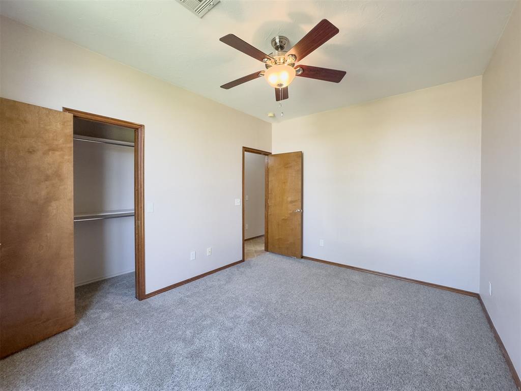 301 N Emerald Way