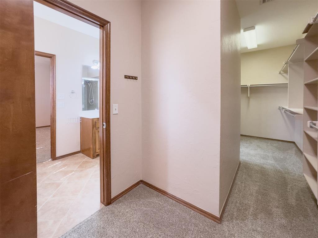 301 N Emerald Way