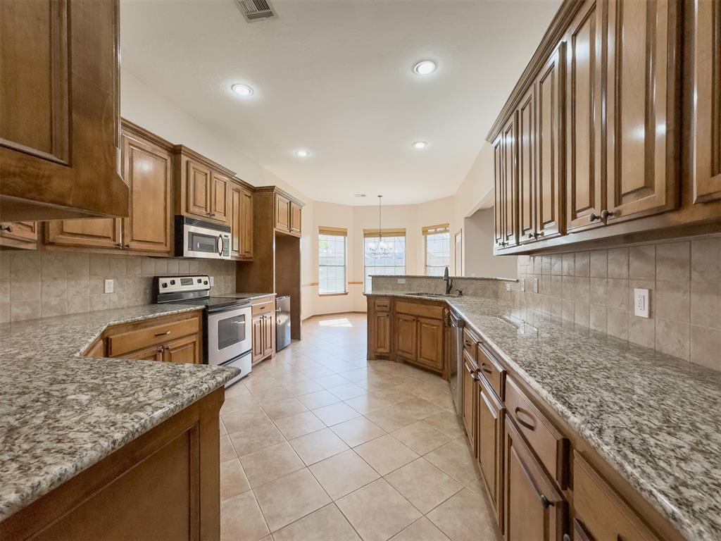 301 N Emerald Way