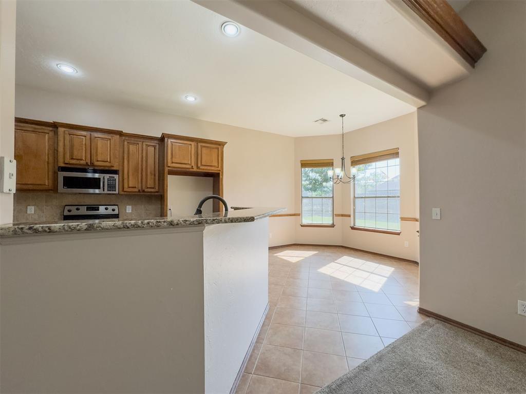 301 N Emerald Way