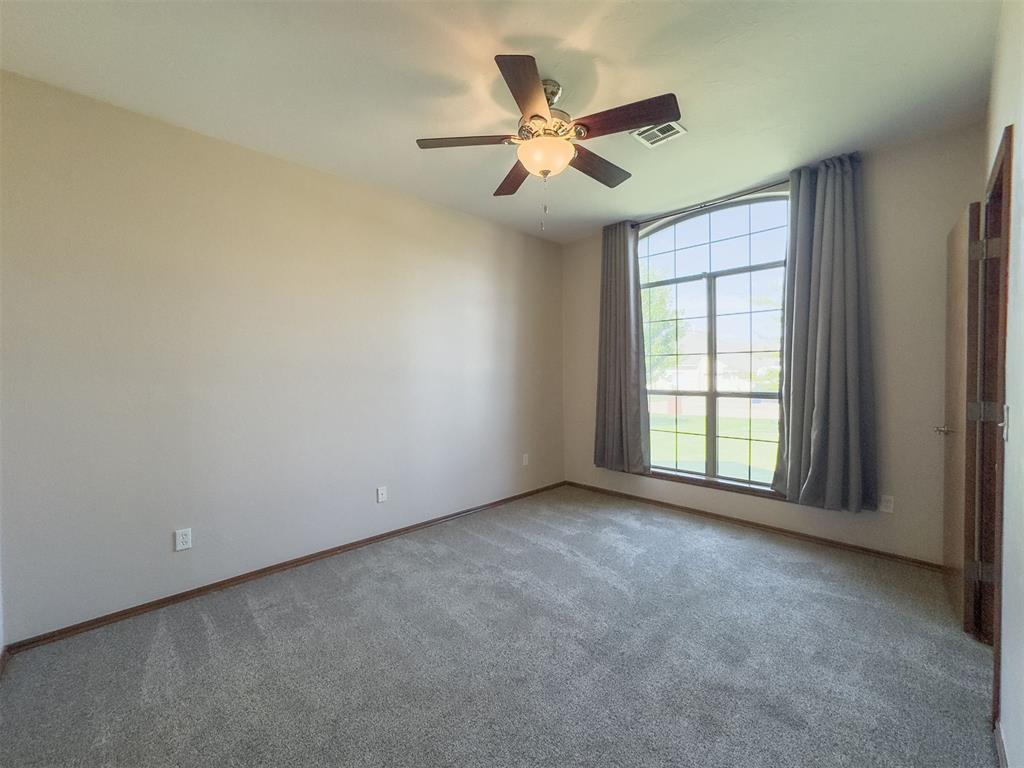 301 N Emerald Way
