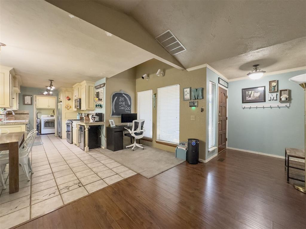 2612 Clover Glen Drive