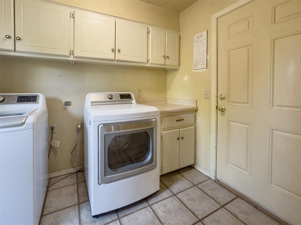 2612 Clover Glen Drive