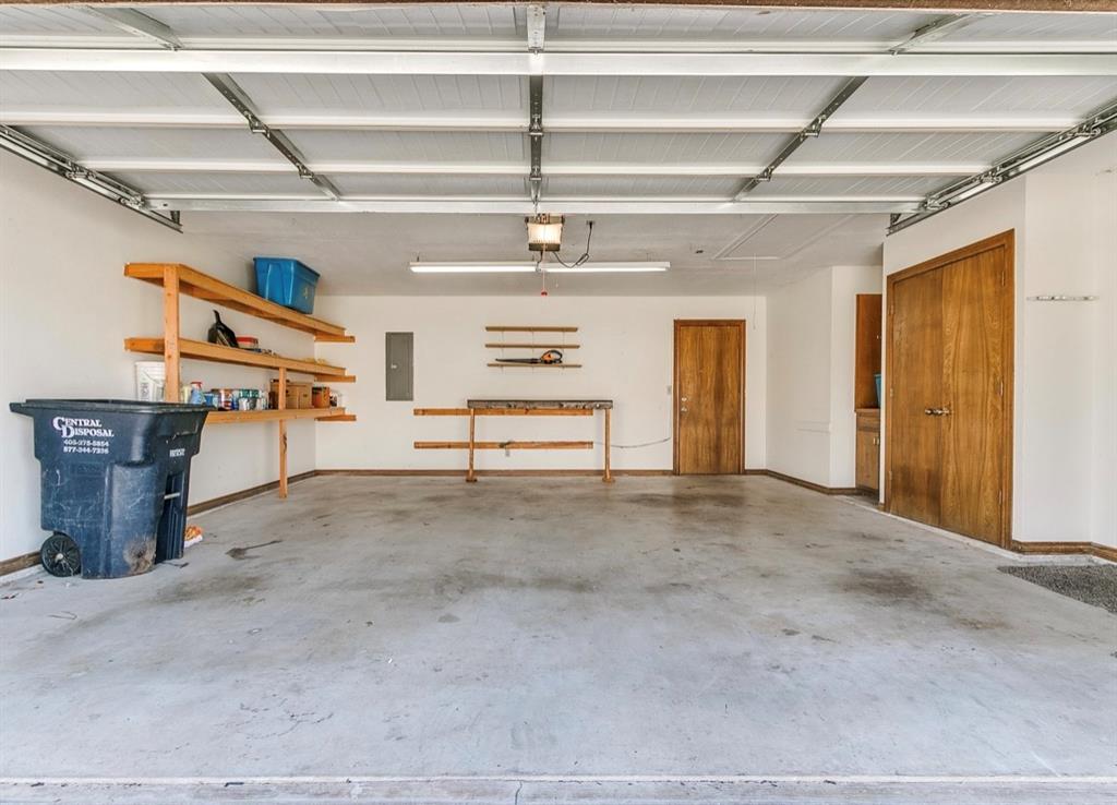 1200 Windsor Place