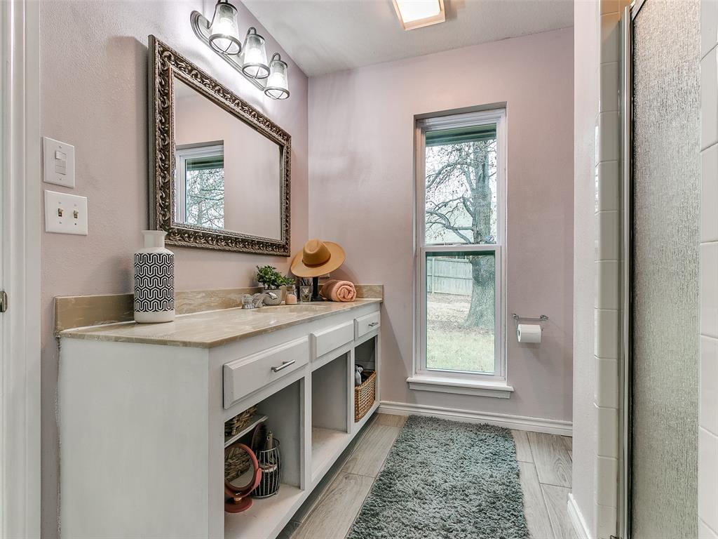 1204 Castle Creek
