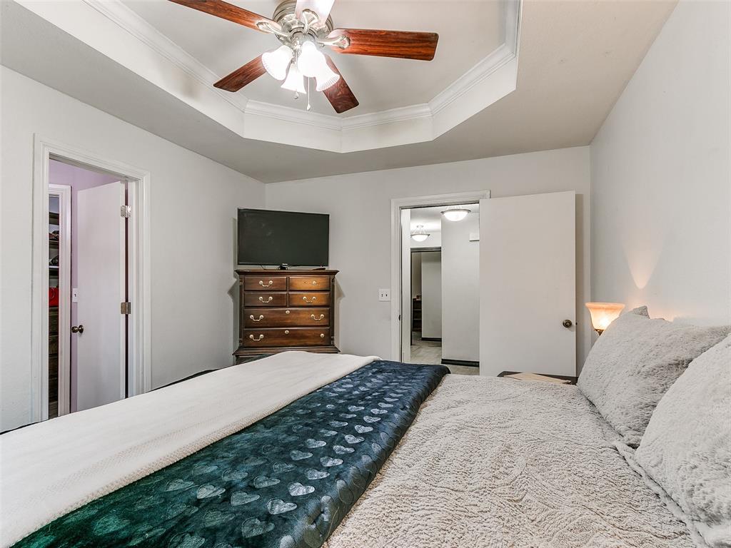 1204 Castle Creek