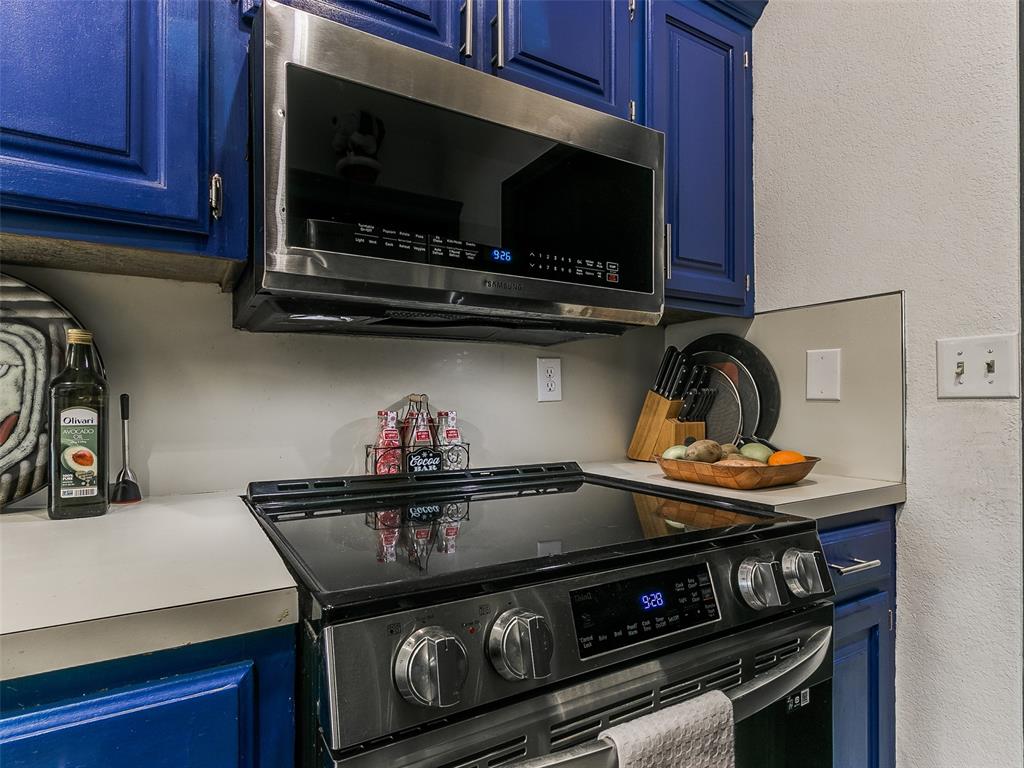 1204 Castle Creek