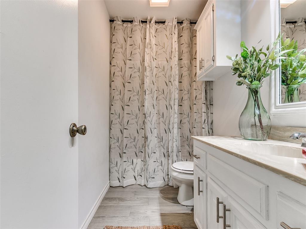 1204 Castle Creek