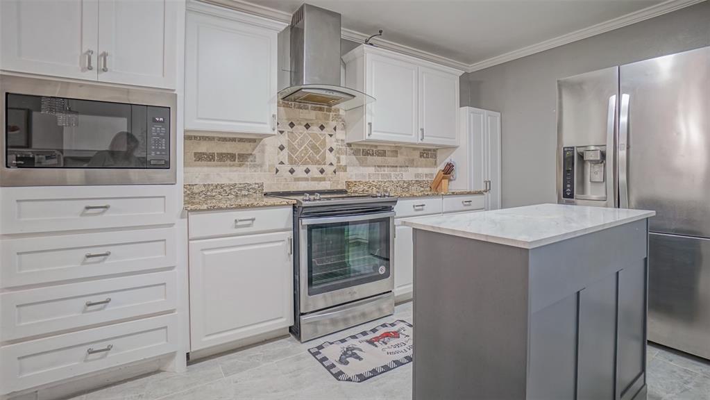7708 Brookside Drive