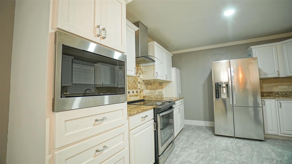 7708 Brookside Drive