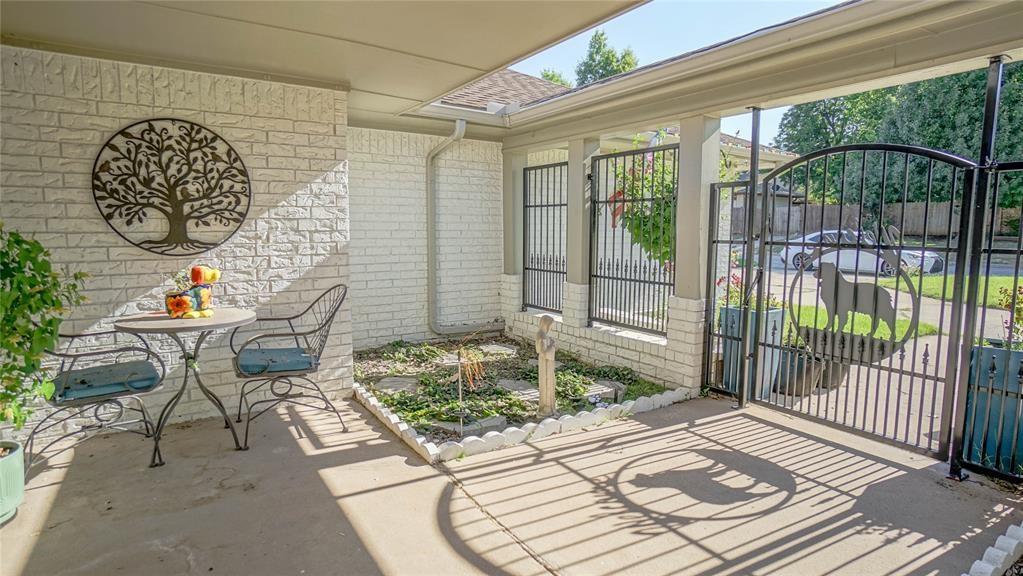 7708 Brookside Drive