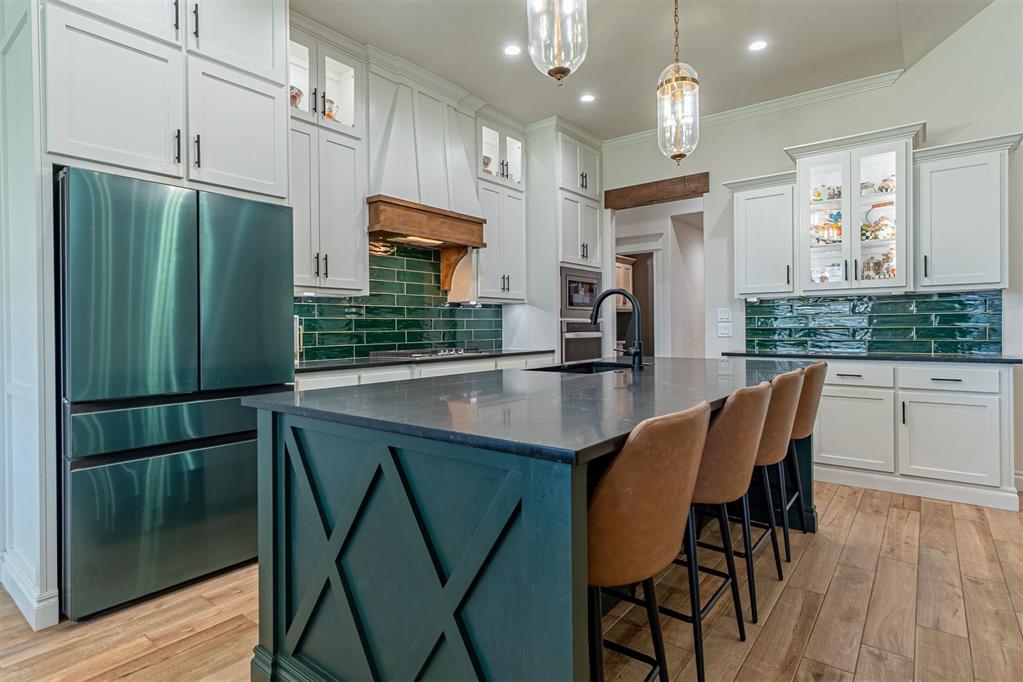 9316 NW 84th Terrace