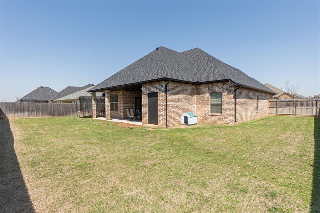 9316 NW 84th Terrace