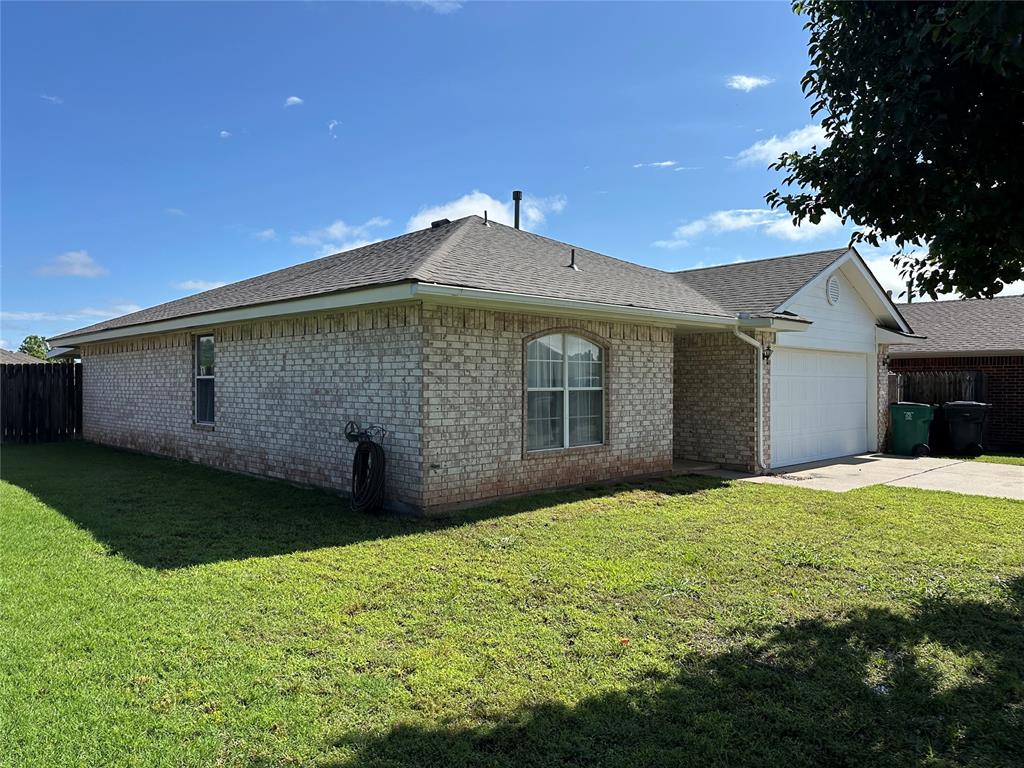 6013 SE 83rd Place