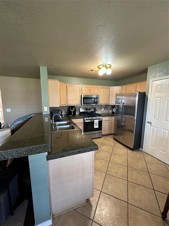 6013 SE 83rd Place