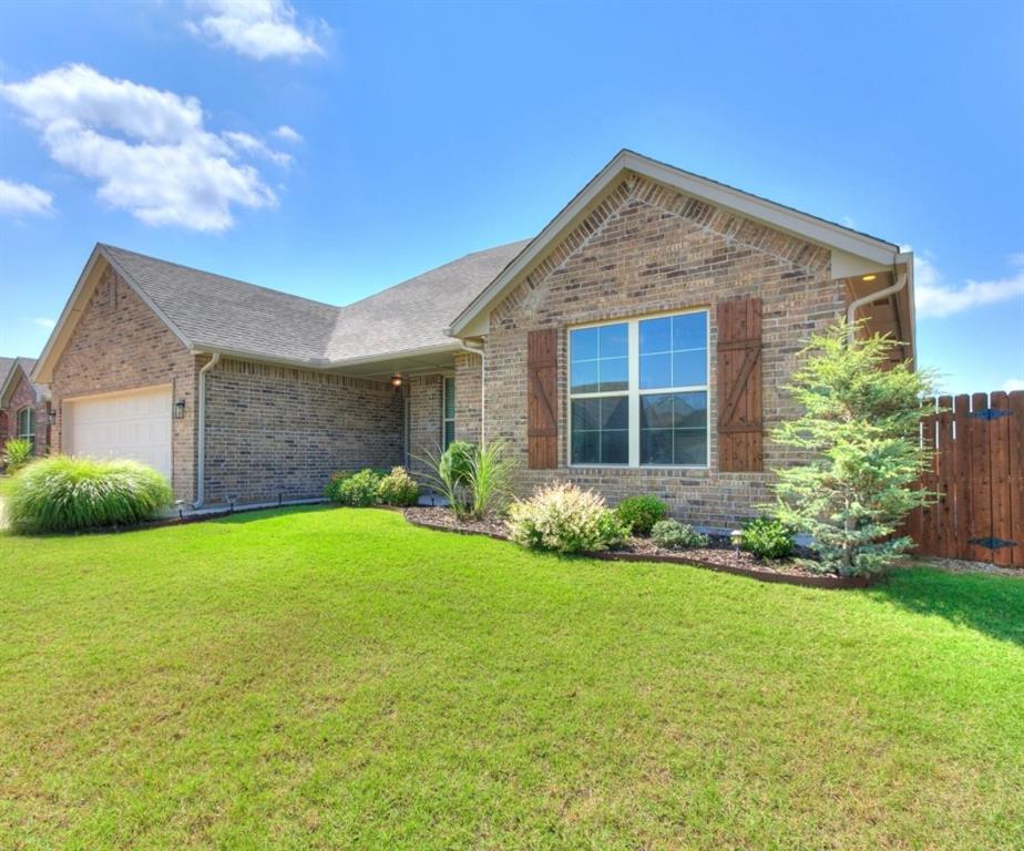 1919 Twisted Oak Court