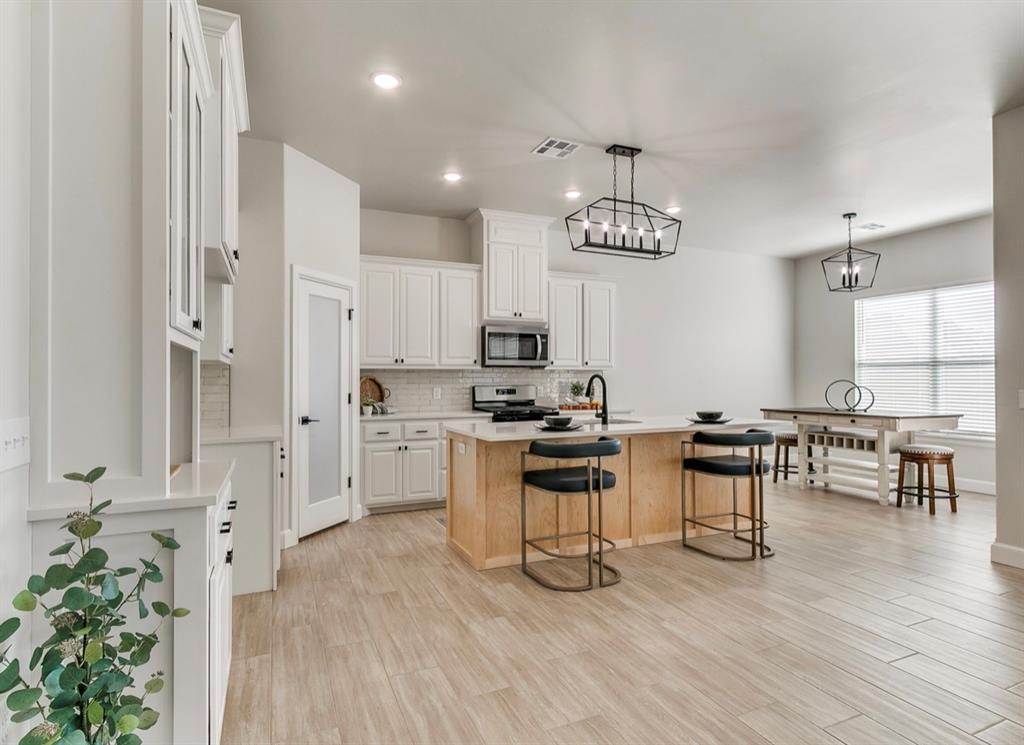 507 Blue Bird Road