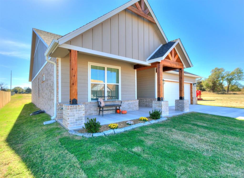 507 Blue Bird Road