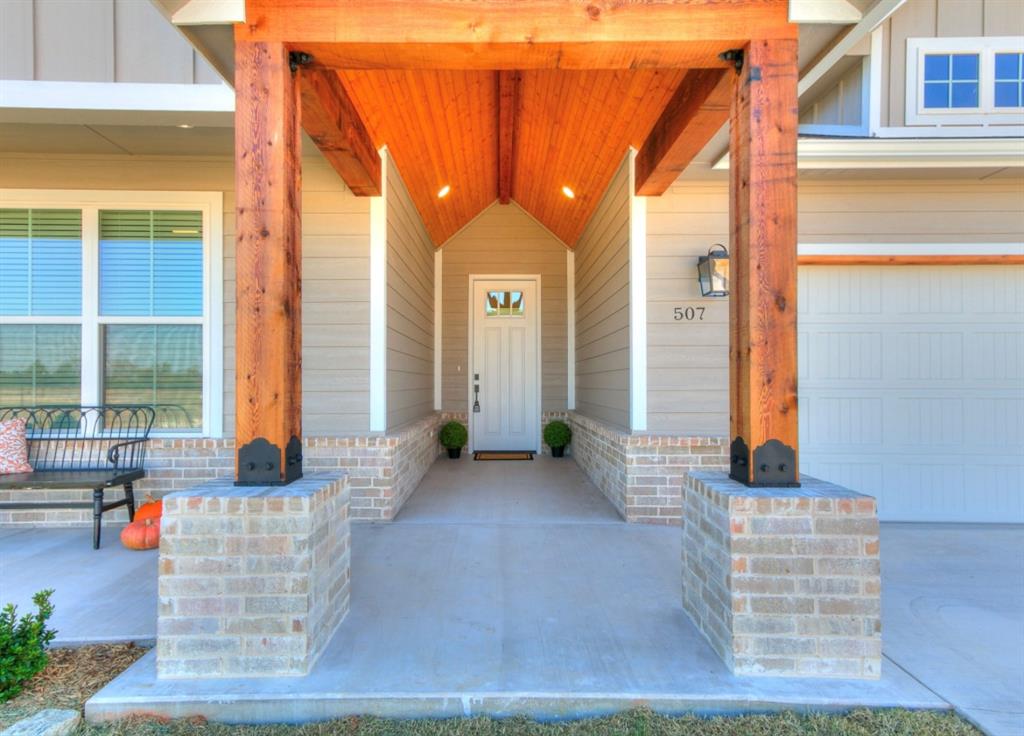 507 Blue Bird Road