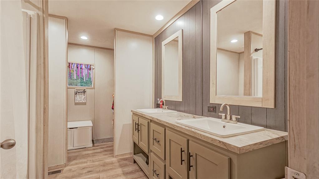 100859 S red rock Trail