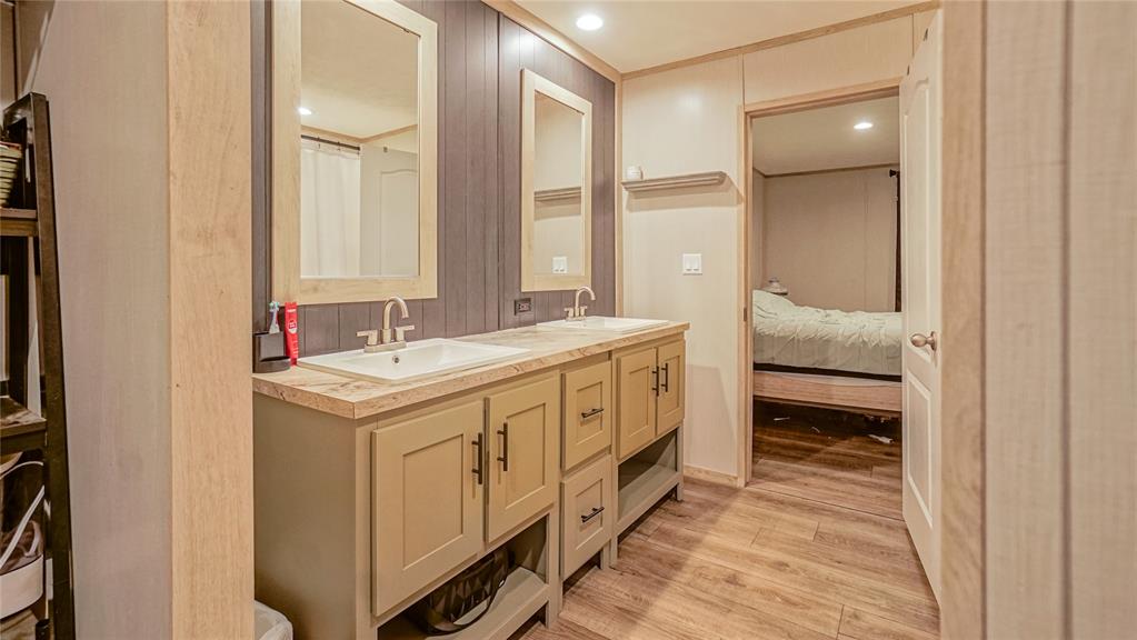 100859 S red rock Trail