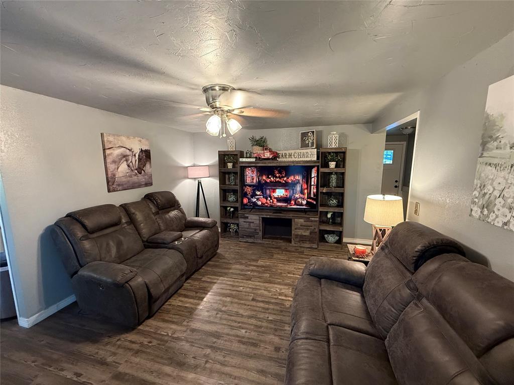 8441 NW 92nd Street