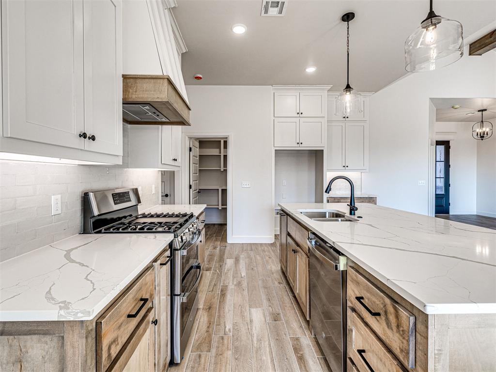 3414 Prairie View Trail