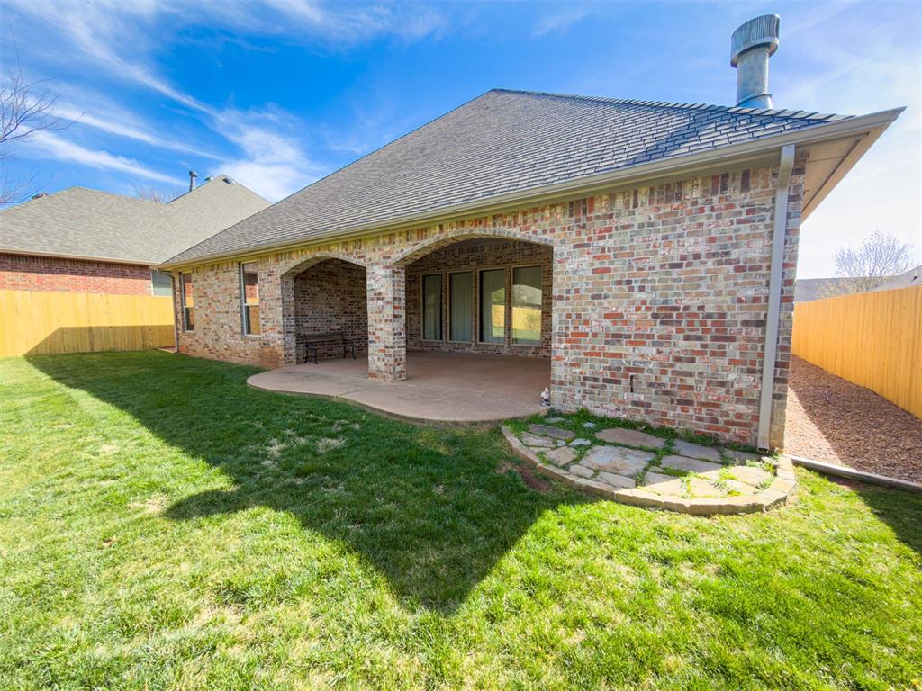 921 NW 194th Avenue