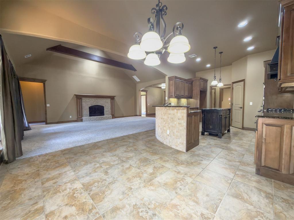 921 NW 194th Avenue