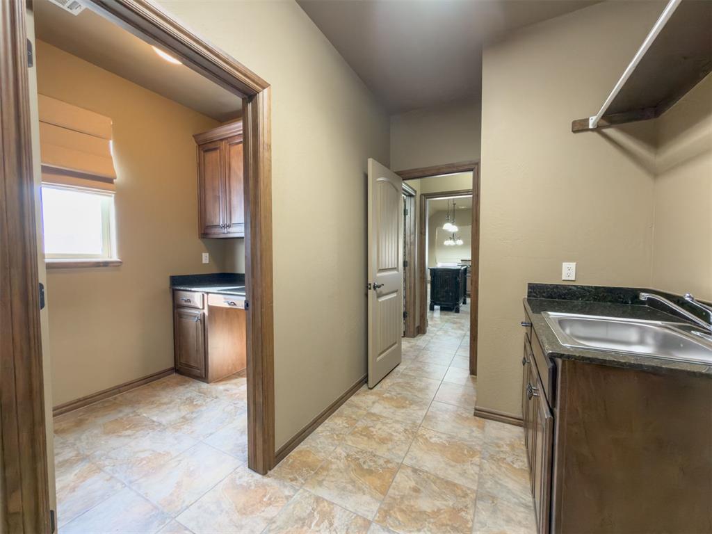 921 NW 194th Avenue